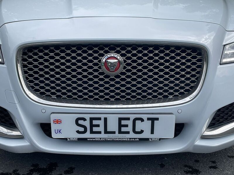 Jaguar XF 2.0d Portfolio Sportbrake 5dr Diesel Auto AWD Euro 6 (s/s) (240 ps) - U10563