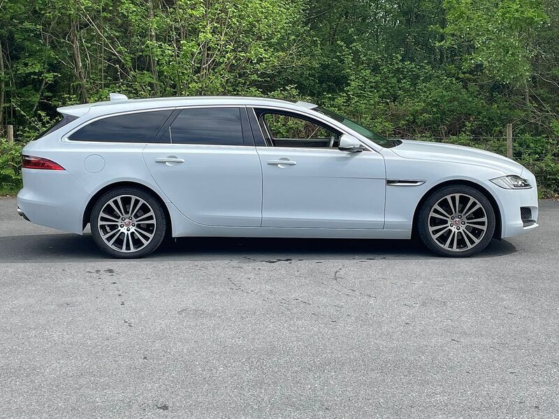 Jaguar XF 2.0d Portfolio Sportbrake 5dr Diesel Auto AWD Euro 6 (s/s) (240 ps) - U10563