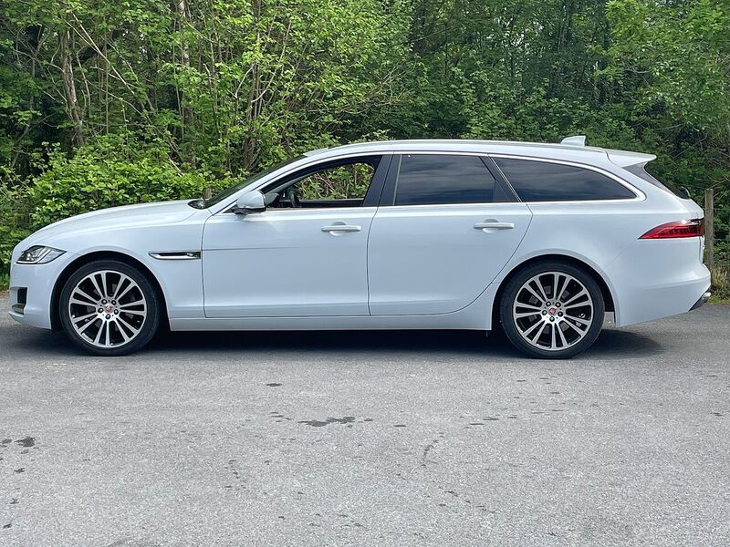 Jaguar XF 2.0d Portfolio Sportbrake 5dr Diesel Auto AWD Euro 6 (s/s) (240 ps) - U10563