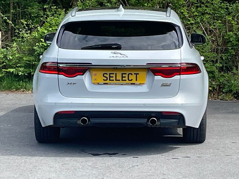 Jaguar XF 2.0d Portfolio Sportbrake 5dr Diesel Auto AWD Euro 6 (s/s) (240 ps) - U10563