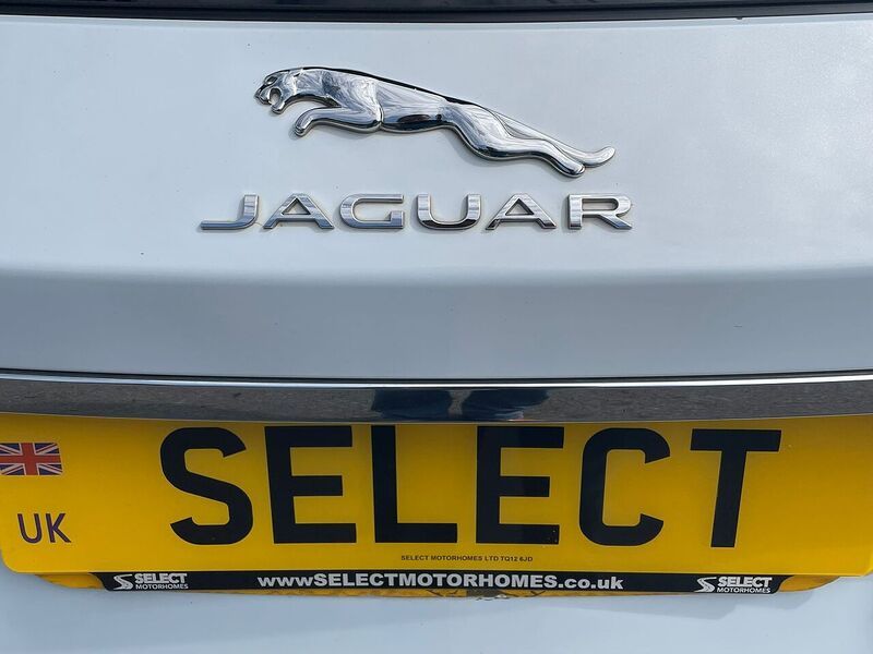 Jaguar XF 2.0d Portfolio Sportbrake 5dr Diesel Auto AWD Euro 6 (s/s) (240 ps) - U10563