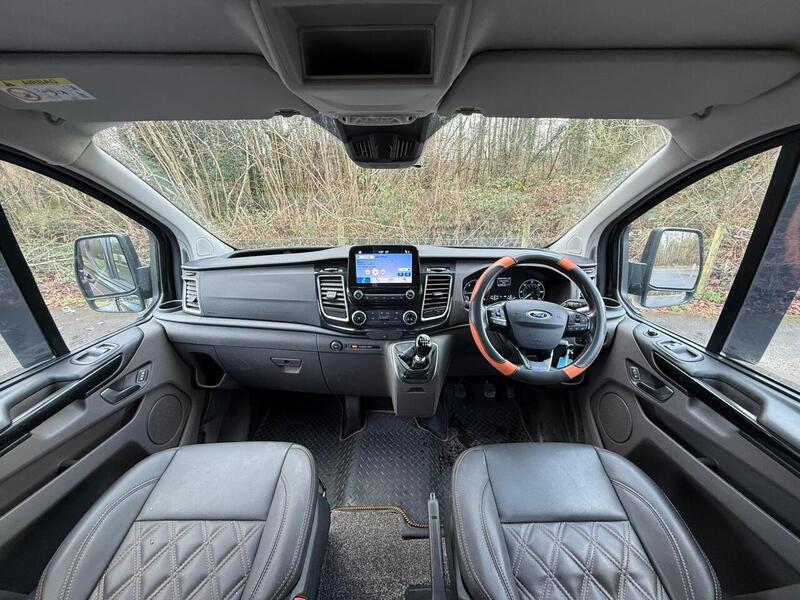 Ford Transit Custom Transit Custom 2.0 EcoBlue Manual L2 H1 Euro 6 - U10576