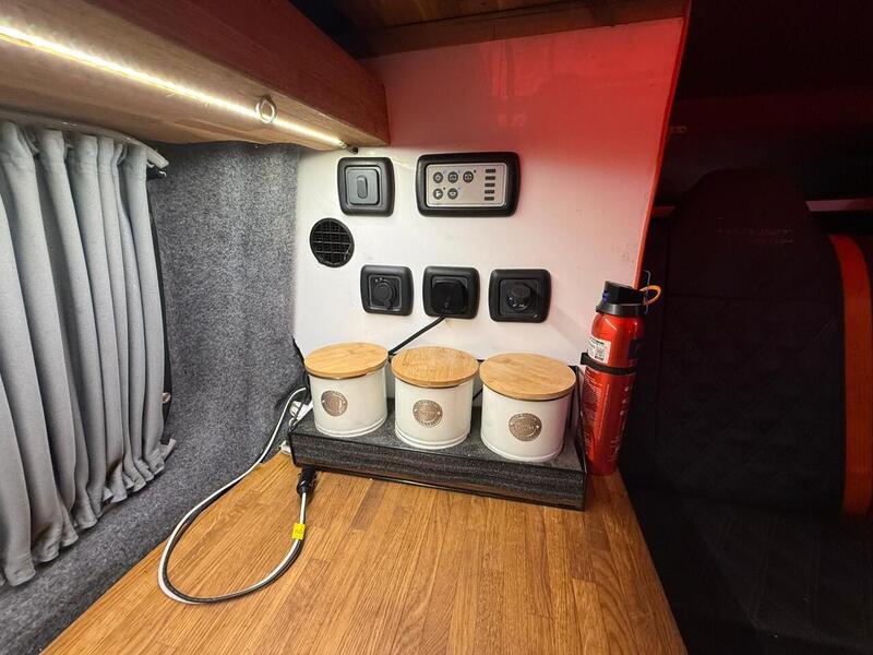 Ford Transit Custom Transit Custom 2.0 EcoBlue Manual L2 H1 Euro 6 - U10576