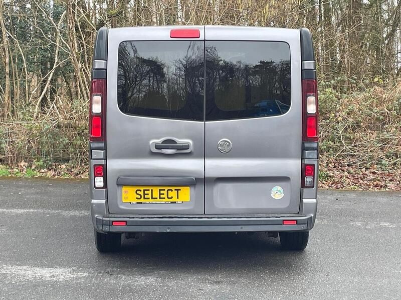 Vauxhall Vivaro Vivaro 1.6 CDTi 2700 Sportive - Crafty Otter Campers Conversion - U10584