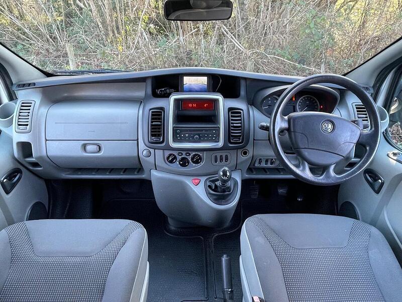 Vauxhall Vivaro Vivaro 2.0 2900 CDTi Sportive Crew Van 5dr Diesel Manual FWD L1 (195 g/km, 113 bhp) - U10587