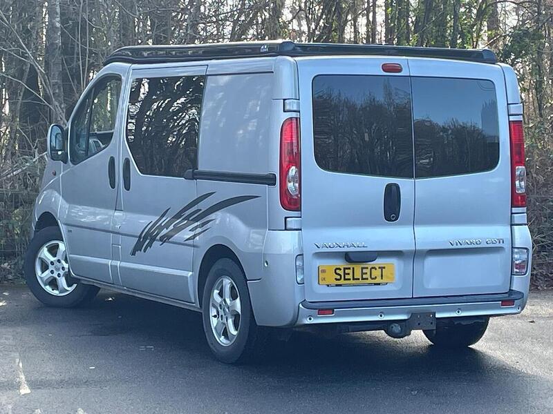 Vauxhall Vivaro Vivaro 2.0 2900 CDTi Sportive Crew Van 5dr Diesel Manual FWD L1 (195 g/km, 113 bhp) - U10587