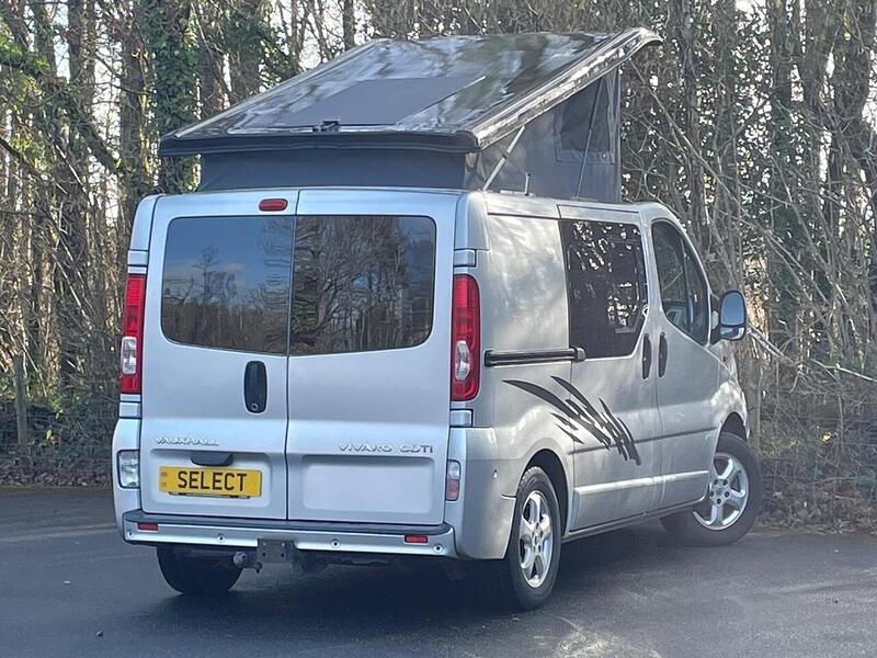 Vauxhall Vivaro Vivaro 2.0 2900 CDTi Sportive Crew Van 5dr Diesel Manual FWD L1 (195 g/km, 113 bhp) - U10587
