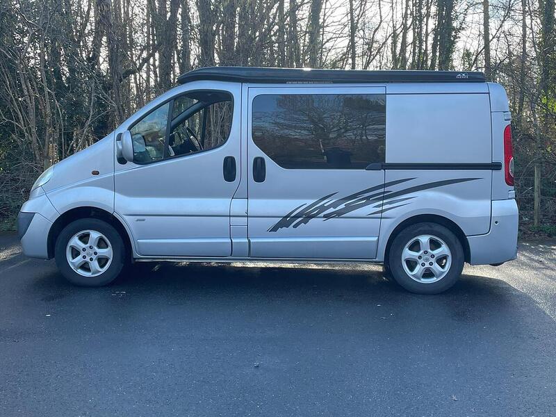 Vauxhall Vivaro Vivaro 2.0 2900 CDTi Sportive Crew Van 5dr Diesel Manual FWD L1 (195 g/km, 113 bhp) - U10587