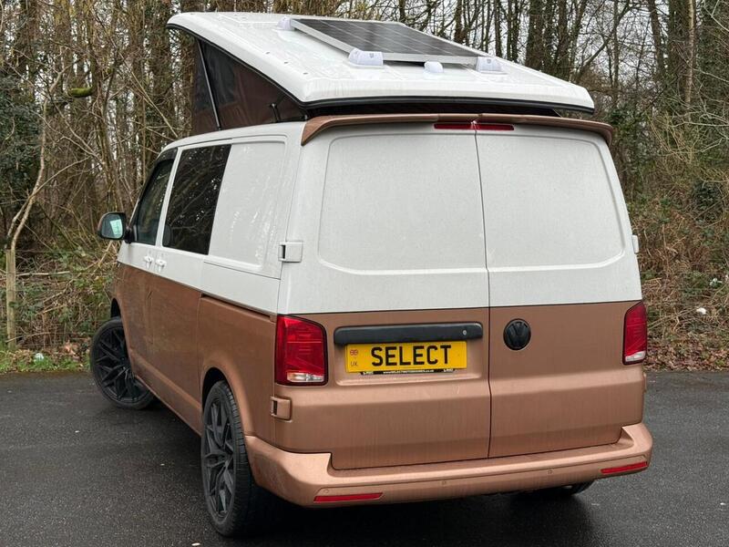 Volkswagen Transporter Transporter T30 Highline SWB Euro 6 (s/s) (150 ps) - U10590