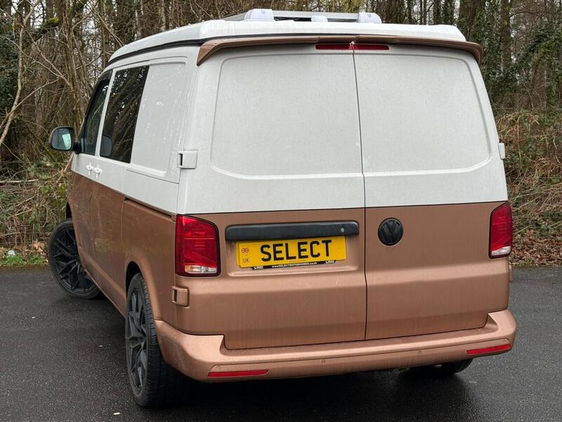 Volkswagen Transporter Transporter T30 Highline SWB Euro 6 (s/s) (150 ps) - U10590