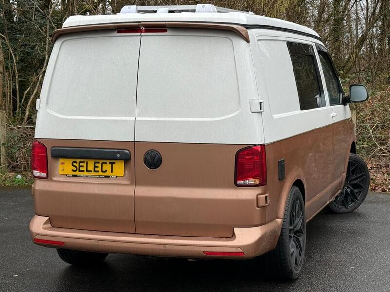 Volkswagen Transporter Transporter T30 Highline SWB Euro 6 (s/s) (150 ps) - U10590