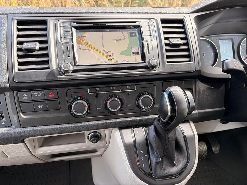 Volkswagen Transporter Transporter T6, T30 - LWB - MAL Conversions - U10591