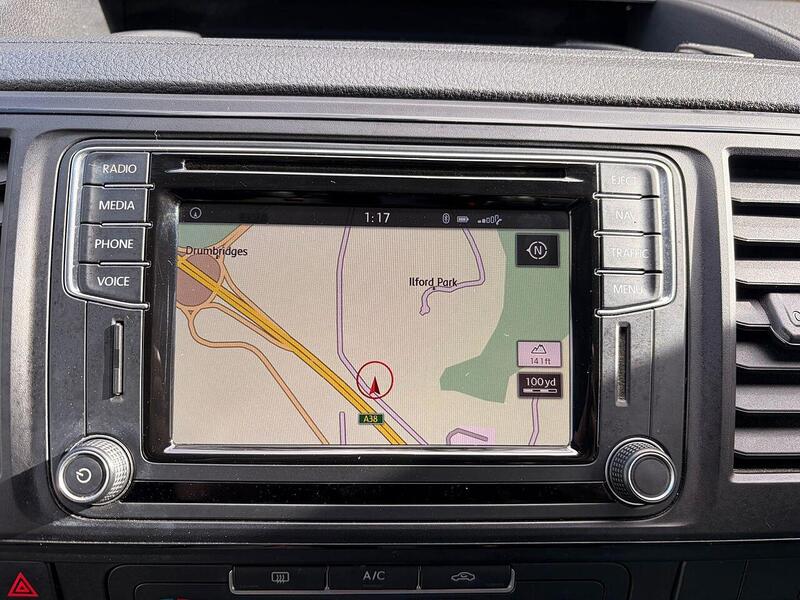 Volkswagen Transporter Transporter T6, T30 - LWB - MAL Conversions - U10591