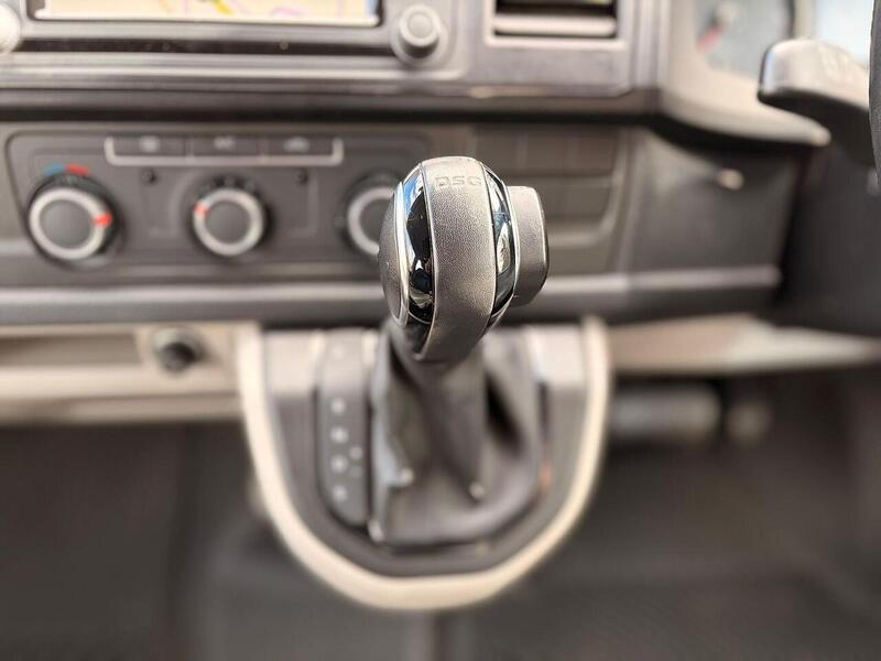 Volkswagen Transporter Transporter T6, T30 - LWB - MAL Conversions - U10591