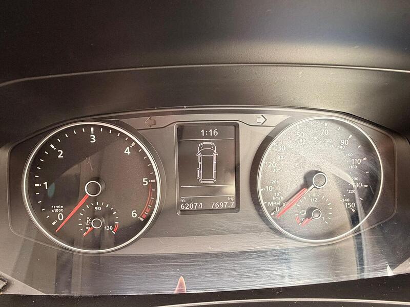 Volkswagen Transporter Transporter T6, T30 - LWB - MAL Conversions - U10591