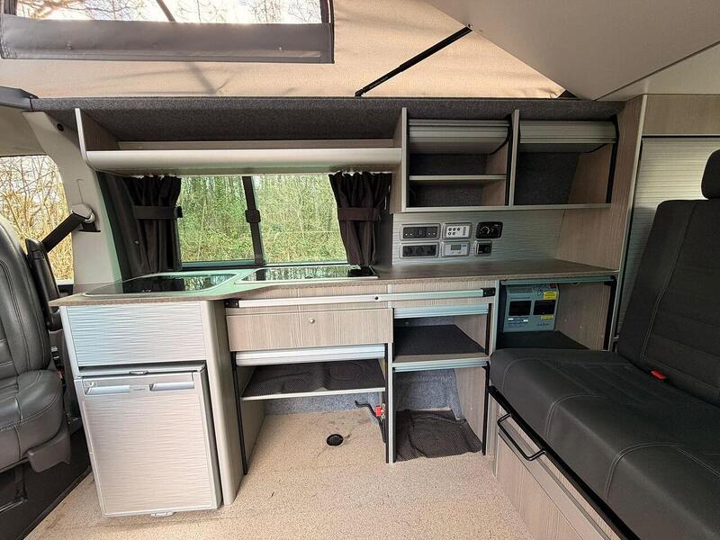 Volkswagen Transporter Transporter T6, T30 - LWB - MAL Conversions - U10591