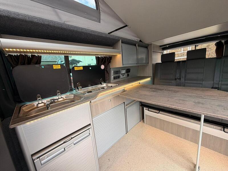 Volkswagen Transporter Transporter T6, T30 - LWB - MAL Conversions - U10591