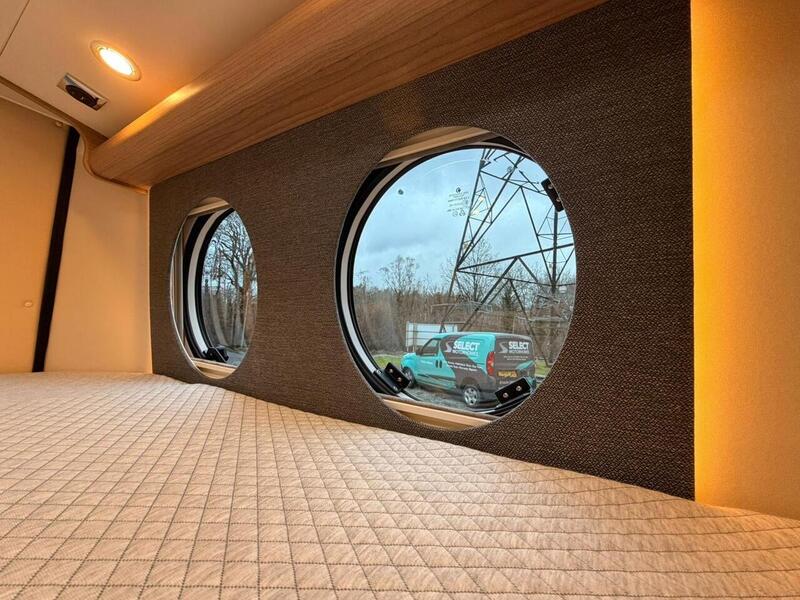 Malibu First Class First Class 640 LE RB Two Rooms - U10592