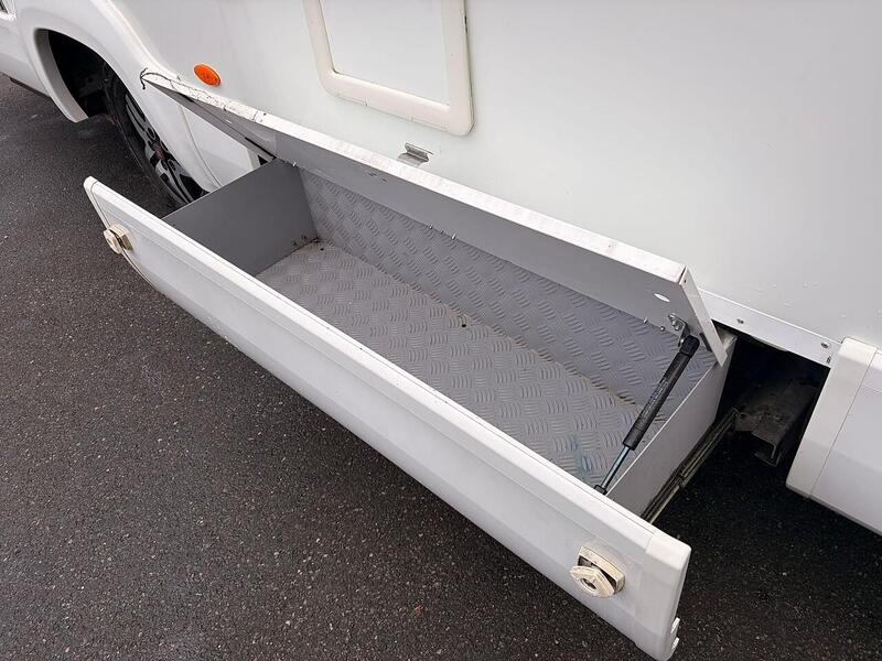 Swift Kon-Tiki 635 Black Edition - U10594