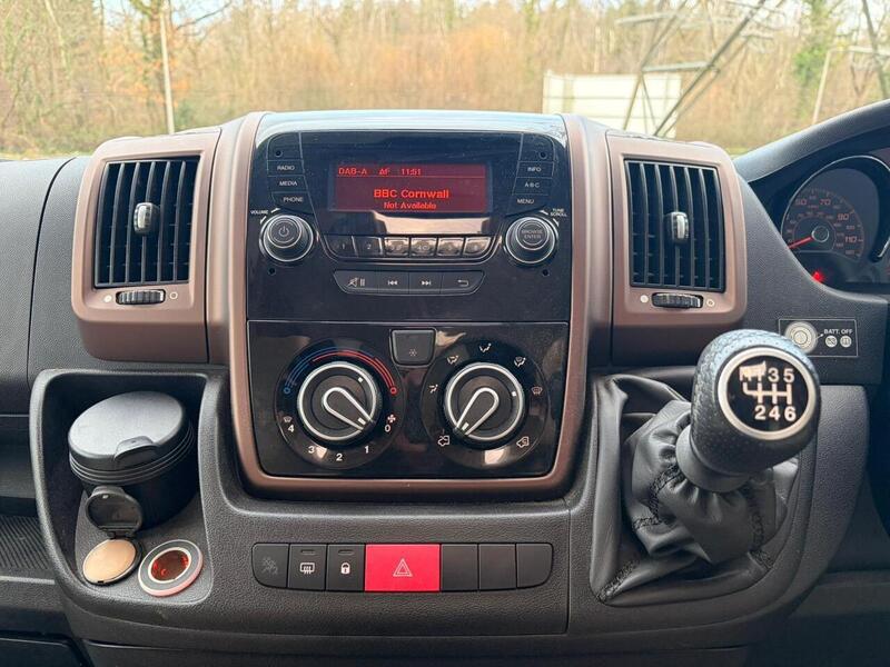 Swift Kon-Tiki 635 Black Edition - U10594