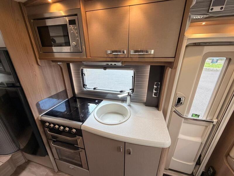 Swift Kon-Tiki 635 Black Edition - U10594