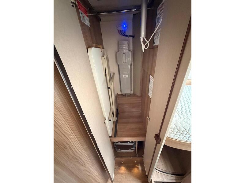 Swift Kon-Tiki 635 Black Edition - U10594