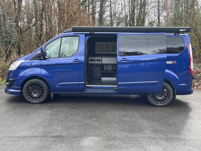 Ford Transit Custom Transit Custom 2.0 TDCi 290 Limited - U10596