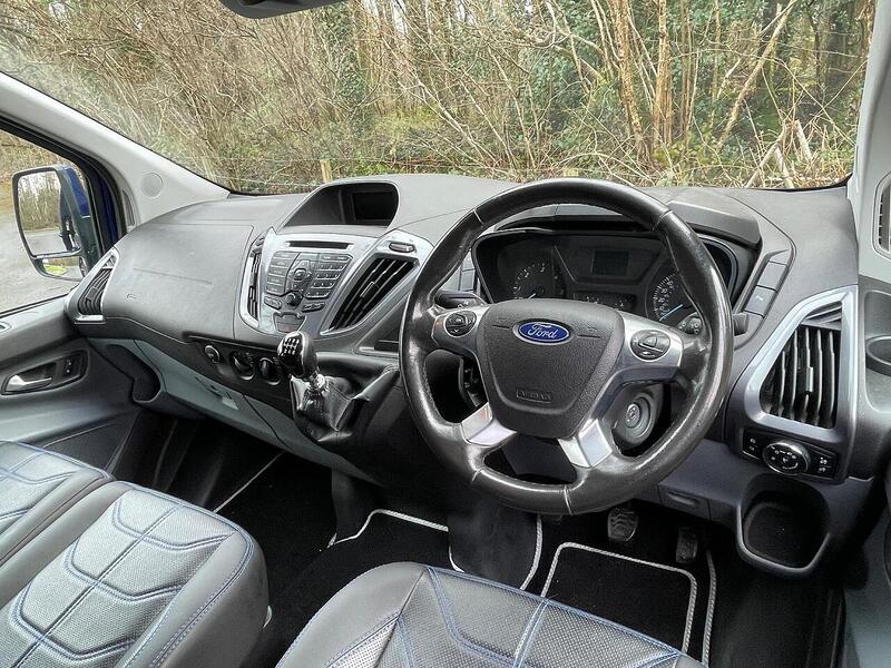Ford Transit Custom Transit Custom 2.0 TDCi 290 Limited - U10596