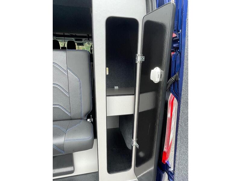 Ford Transit Custom Transit Custom 2.0 TDCi 290 Limited - U10596