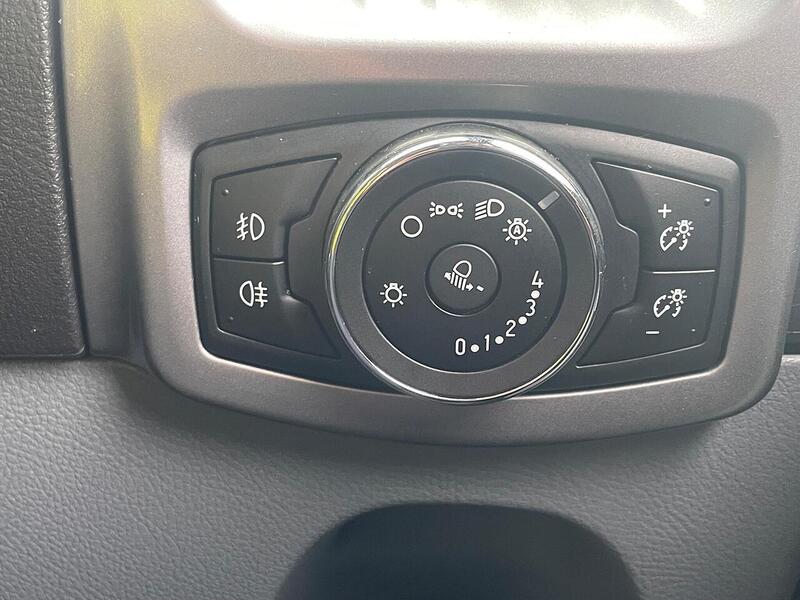 Ford Transit Custom Transit Custom Danbury One Conversion - U10600