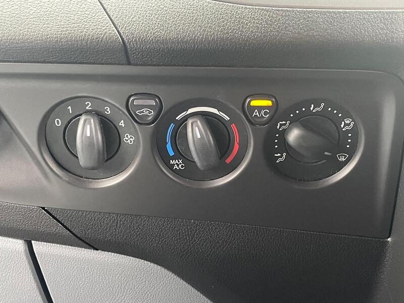 Ford Transit Custom Transit Custom Danbury One Conversion - U10600