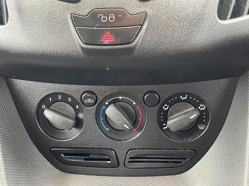 Ford Transit Connect Transit Connect - U10601