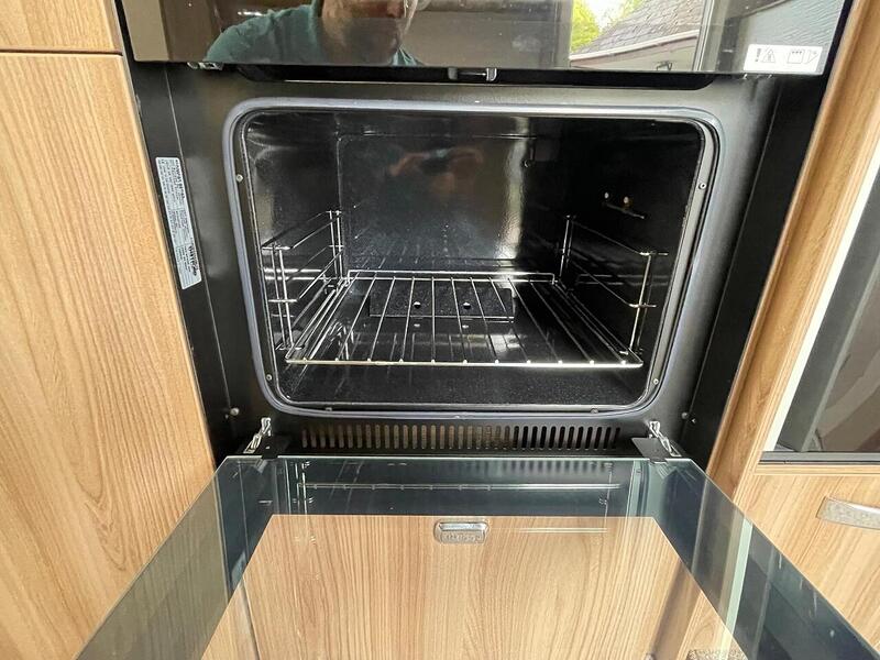 Swift Elegance 480  - U10620