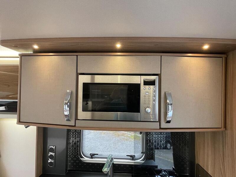 Swift Elegance 480  - U10620