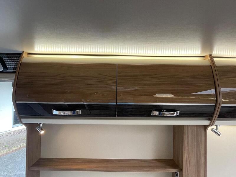 Swift Elegance 480  - U10620