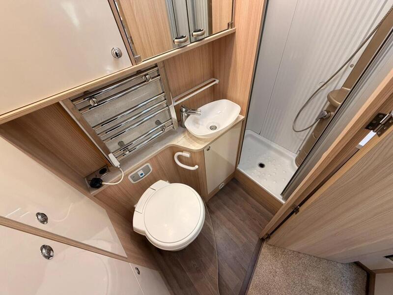 Burstner Ixeo Ixeo Motorhome 2 Automatic Diesel - U10622