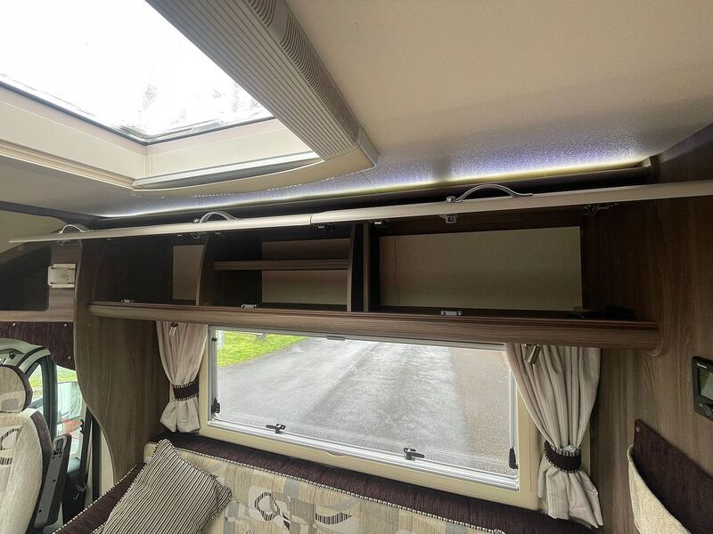 Autosleepers Broadway EK TB LP - U10631