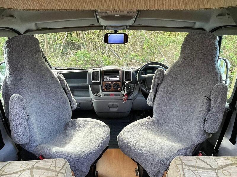 Autotrail Tracker EKS  - U10634