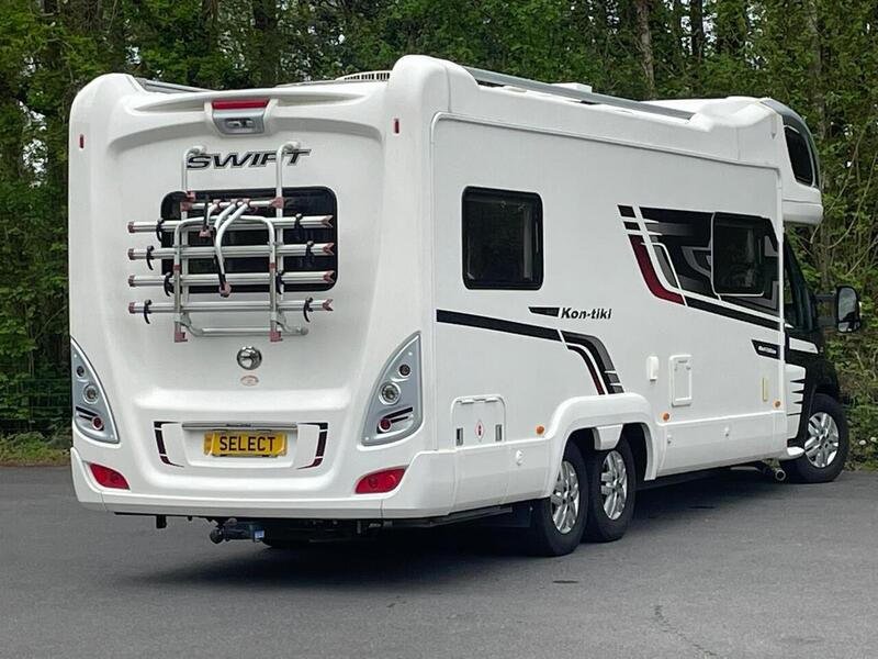 Swift Kon-Tiki 649 Black Edition 3.0L - HAB AC - TRACKER - U10636