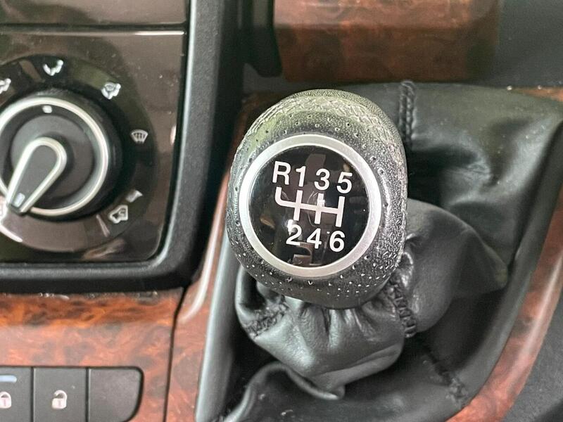 Swift Kon-Tiki 649 Black Edition 3.0L - HAB AC - TRACKER - U10636