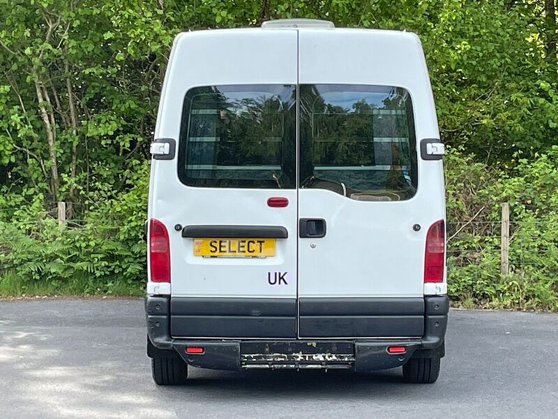 Renault Master Campervan - U10640