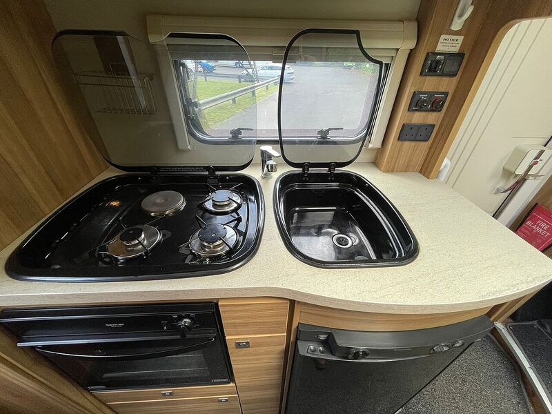 Elddis Majestic 125  - U10641