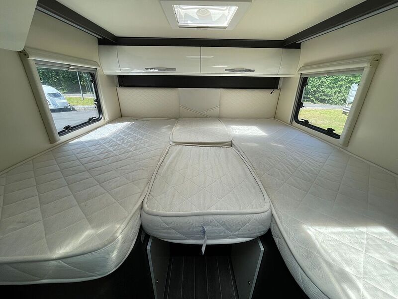 Roller Team Zefiro 685 1995 3dr Motorhome Manual Diesel - U10642