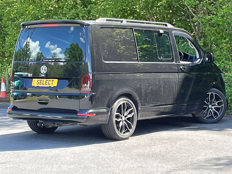 Volkswagen Transporter T32-Highline-150ps-DSG 2.0 5dr Motorhome Automatic Diesel - U10649