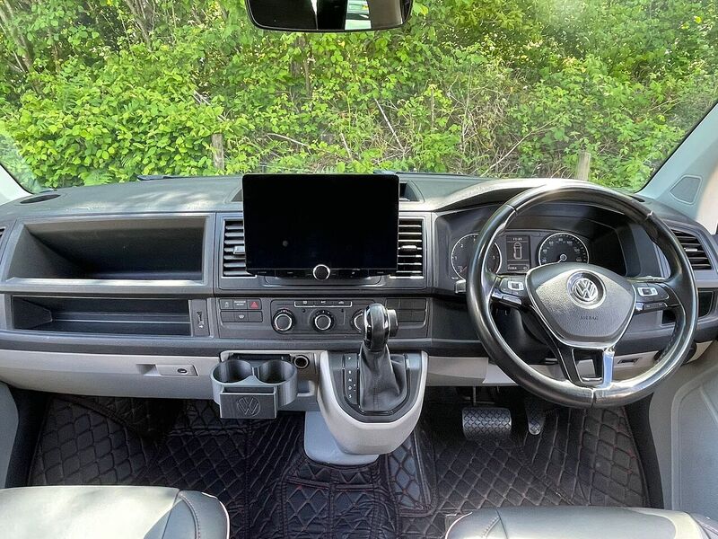 Volkswagen Transporter T32-Highline-150ps-DSG 2.0 5dr Motorhome Automatic Diesel - U10649