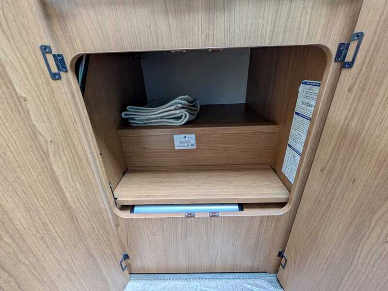 Auto-Trail Apache 634 Van Conversion 2.3 Manual Diesel 2.3 3dr Van Conversion Manual Diesel - U10657