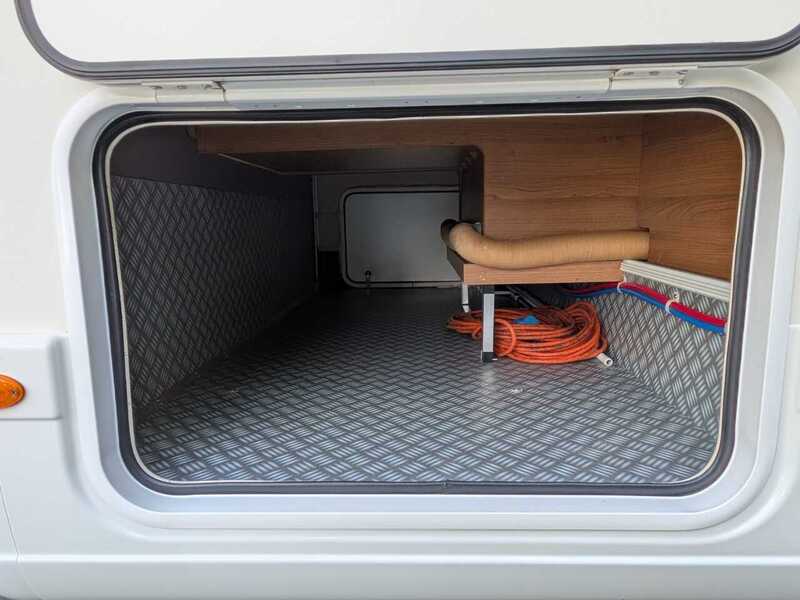 Auto-Trail Apache 634 Van Conversion 2.3 Manual Diesel 2.3 3dr Van Conversion Manual Diesel - U10657