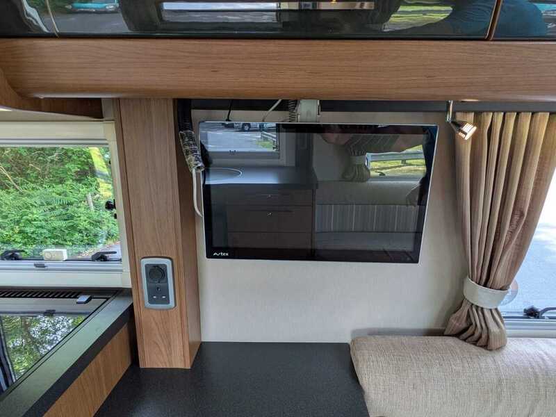 Auto-Trail Apache 634 Van Conversion 2.3 Manual Diesel 2.3 3dr Van Conversion Manual Diesel - U10657