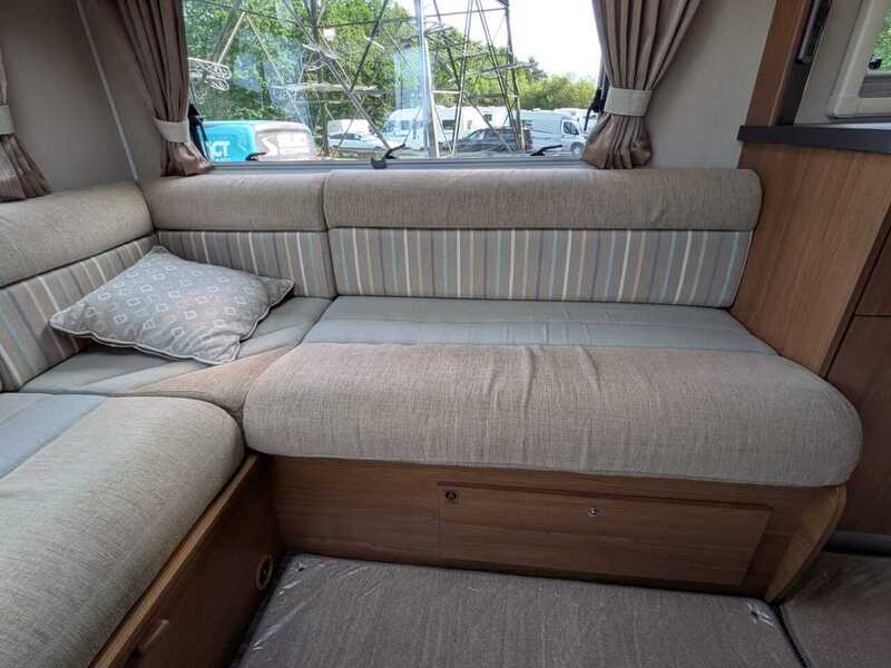 Auto-Trail Apache 634 Van Conversion 2.3 Manual Diesel 2.3 3dr Van Conversion Manual Diesel - U10657