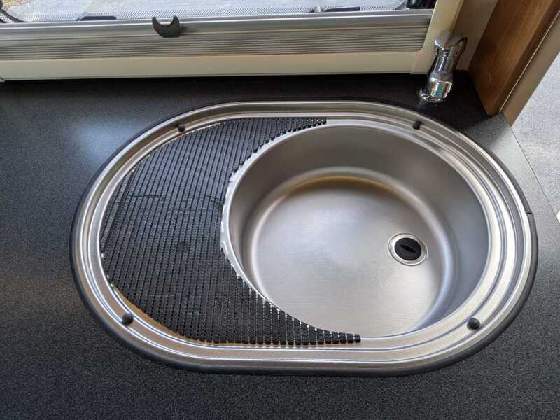 Auto-Trail Apache 634 Van Conversion 2.3 Manual Diesel 2.3 3dr Van Conversion Manual Diesel - U10657